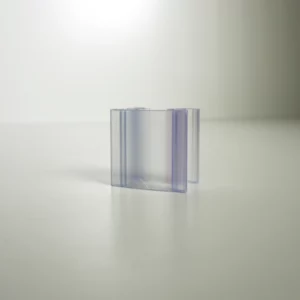 Vorgezogener Labelhalter E038, Breite 38 mm, Tiefe + 15 mm oder Tiefe + 19 mm, transparent